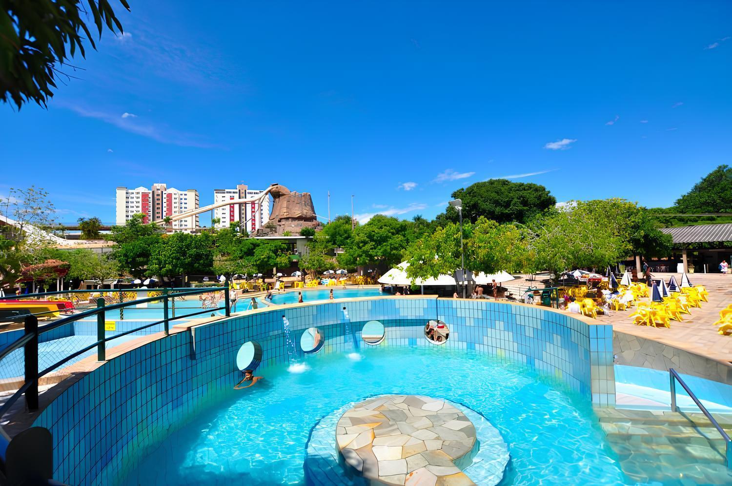 Spazio Diroma Com Acesso Ao Acqua Parque Caldas Novas Bagian luar foto